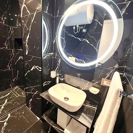 Апартаменты Hrs Luxury 101