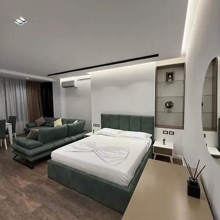 Hrs Luxury 101 Дуррес